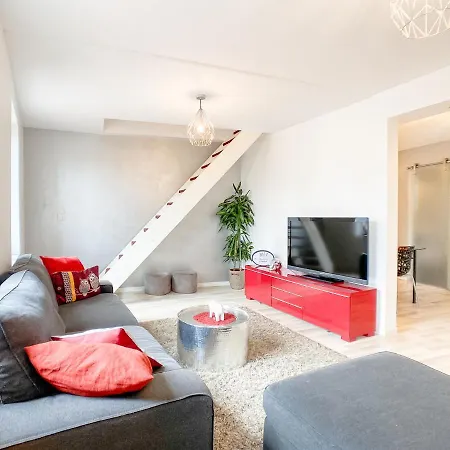 The Downtown Cosy アパート